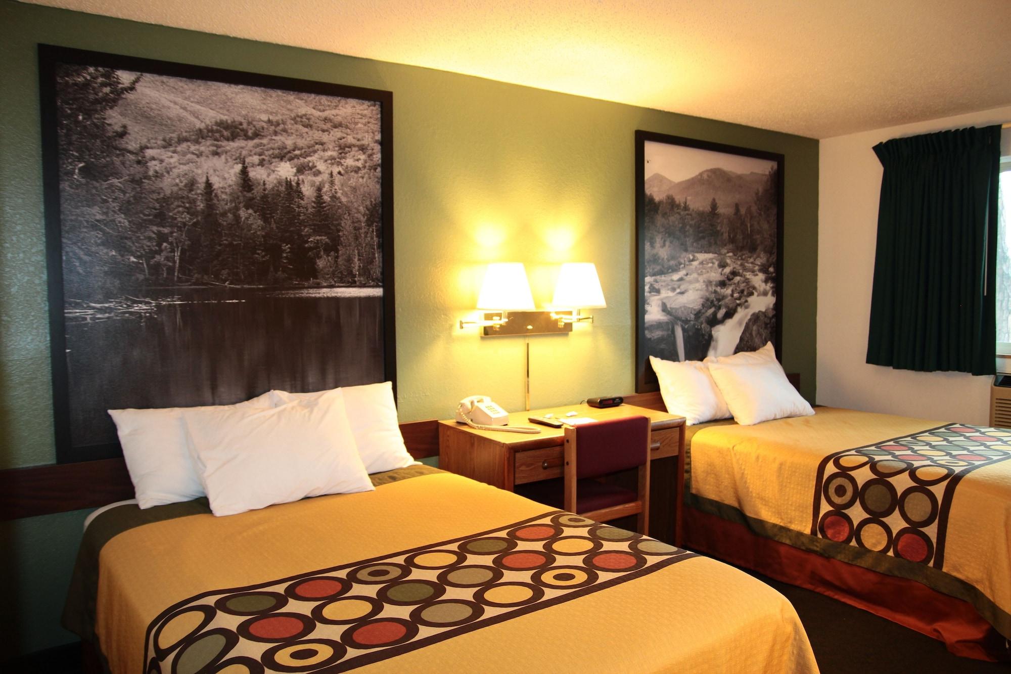 Super 8 By Wyndham Queensbury Glens Falls Dış mekan fotoğraf